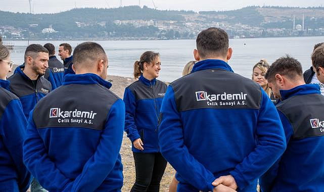 ÇEVRE - Kardemir Çelik TURMEPA iş birliğiyle Aliağa Sahili'ni temizledi!