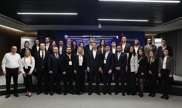 Enerji Bakanı Alparslan Bayraktar ''Karşımızdaki zorlukları ve fırsatları ele aldık''