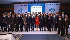 Elektrik-elektronikçiler ödüllerini aldı