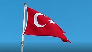 Dünya Çevre Günü: BAYRAĞIMIZIN TEMİZ HAVADA DALGALANIŞI