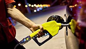 Benzine zam geldi - Pompaya...