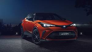 İlk yerli hibrit ve SUV Toyota yenilendi!