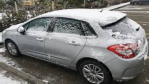 Kar ve buzda ''güvenli'' araç nasıl sürülür? - İşte 10 ALTIN kural!