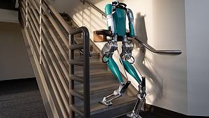 Ford purchases first two Digit Robots to explore ways to help commercial vehicle customers Broll