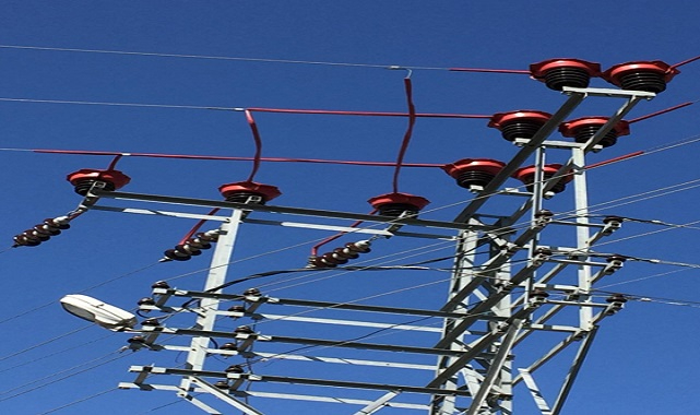 Toroslar EDAŞ - Elektrik nakil hatlarındaki kuş çarpılmalarını önlemek için...