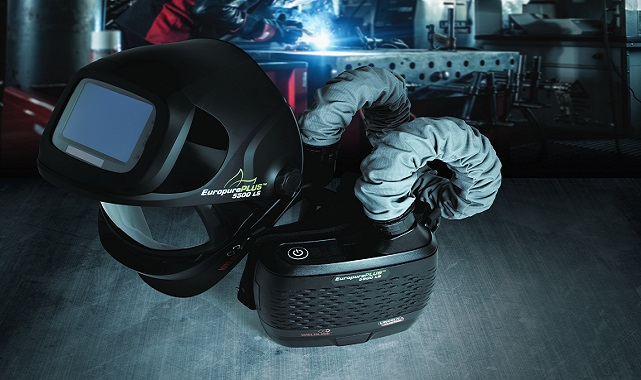 Maske 'Şarj edilebilir Li-ion batarya ile donatıldı' - Lincoln Electric!