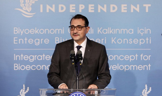 1- 3 büyükbaş hayvan atığından ürettiği gazla '1 hanenin 3 öğün yemeğini pişirebiliyor!