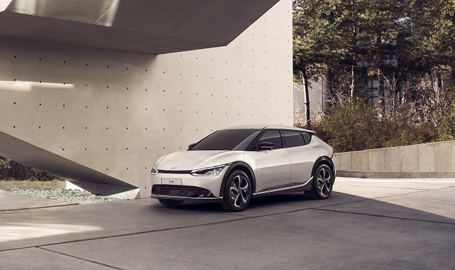 Yılın elektrikli SUV'u seçildi - Kia EV6!