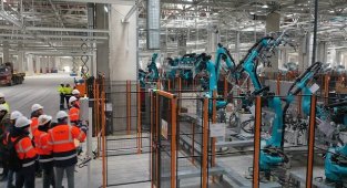 Elektrikli oto TOGG'un robotları Gemlik'te provalara başladı - VİDEO!