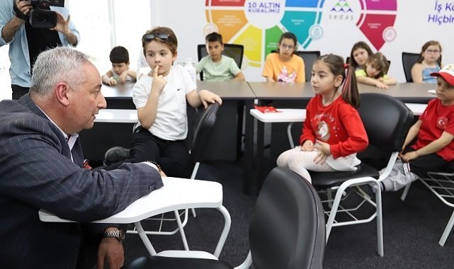 Sakarya Elektrik Dağıtım CEO'su Odyakmaz - Geleceğin CEO'ları ile buluştu!