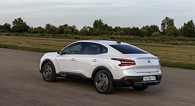 Yeni ELEKTRİKLİ C4X'i İstanbul'dan dünyaya tanıttı - CITROËN!