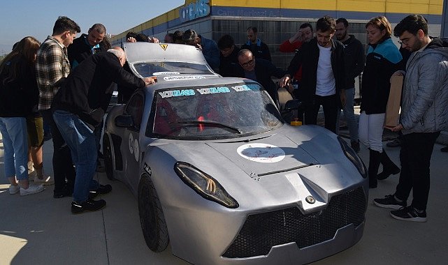 Abant İzzet Baysal Üniversitesi öğrencileri kurdu - ‘Ayvaz'ın elektrikli otomobili…’