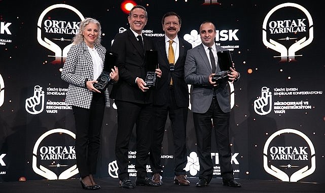 Siemens Türkiye’nin toplum ve çevreye yönelik projelerine TİSK’ten iki ödül
