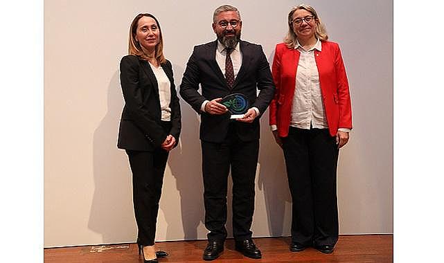 Düşük Karbon Kahramanı ödülü aldı - ESCON ENERJİ!