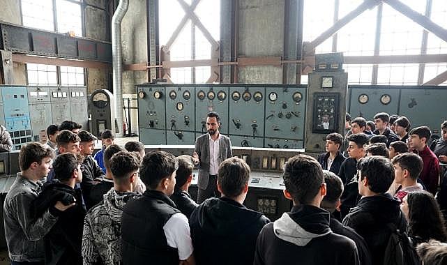 Osmanlı Devleti'nin ilk elektrik santrali - Silahtarağa'yı ziyaret ettiler!.