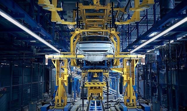 İlk Karbon Nötr üretim tesisi olan ''ELEKTRİKLİ  Araç Merkezi’ni' açtı!