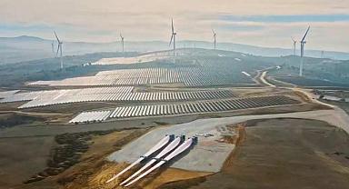 Türkiye'nin en büyük ''hibrit güneş enerji santrali'' - Uşak Hibrit GES!
