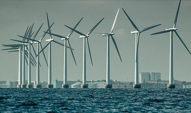 'Deniz Üstü Rüzgar Enerjisi İhaleleri -  Küresel Eğilimler ve Türkiye İçin Öneriler' raporu yayınlandı