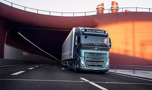 Volvo ELEKTRİKLİ - 2024 Uluslararası Yılın Kamyonu Ödülünü Kazandı!