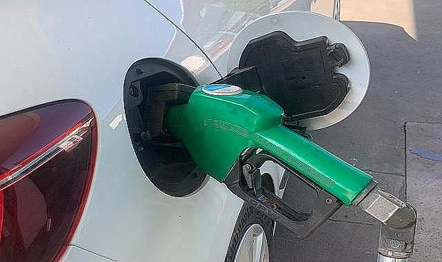 Kesinleşti - Benzine litre de...