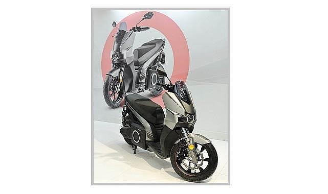 Bavul gibi taşınabilen BATARYALI Motosikletler - Motobike Fuarında!