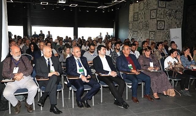 Çelik sektörü kullandığı enerjinin yüzde 25'ini yenilenebilir enerji kaynaklarından elde etmeyi hedefliyor