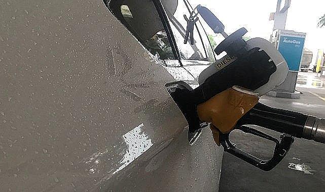 Petrol uçtu - Akaryakıt Büyük ZAM gelebilir!