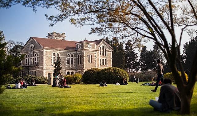 Boğaziçi Üniversitesi 5 Temel Alanın 3'ünde Dünyada İlk 300'de!