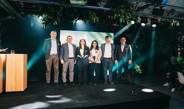 Mercedes-Benz Türk - ''Yeşil Dönüşüm Sağlayan BioHarmony Projesi ile ödül aldı!