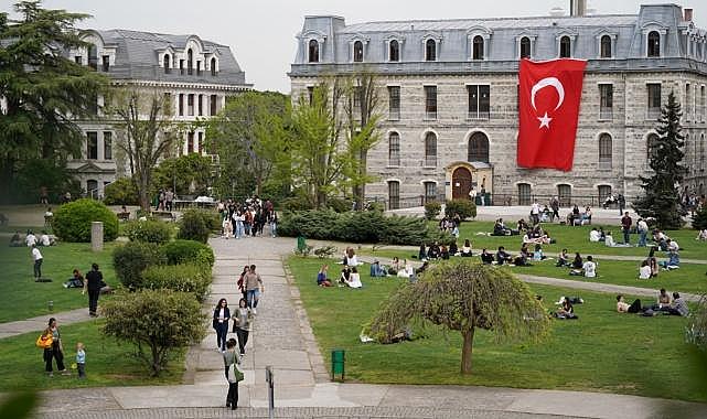 Boğaziçi Üniversitesi’nden Dereceli Öğrencilere Aylık Nakdi Burs Desteği!
