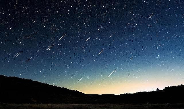 Bu yılın ''en etkileyici METEOR Yağmuru ne zaman ve hangi İLLERDE'' olacak?