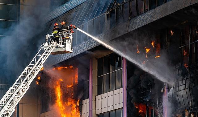 İSTANBUL - Yangınların Yüzde 25'i Elektrik Kaynaklı!