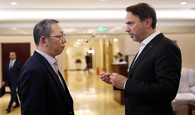 Çin'de ''küçük modüler ve büyük ölçekli nükleer reaktörleri' görüştü - Bakan Bayraktar!