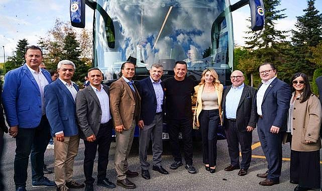 GÜNCEL - Fenerbahçe Spor Kulübü'ne ÖZEL Tasarımlı otobüs ''Mercedes-Benz Travego''