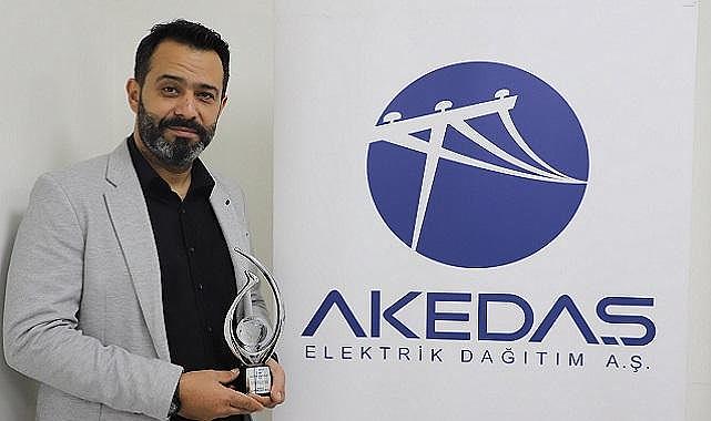 “Enerji Dağıtım Sektöründe Yılın Dijital Dönüşüm Ödülü” AKEDAŞ Elektrik Dağıtım AŞ'nin!