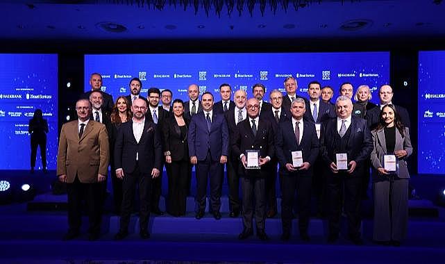 Enerji ve Petrol sektöründe ÖDÜLÜ Tüpraş aldı!