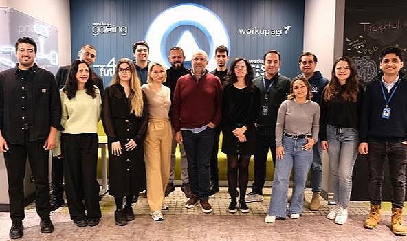 İş Bankası'nın ana desteğiyle - Etki Girişimciliği Hızlandırma Programı ikinci dönemi başlıyor!