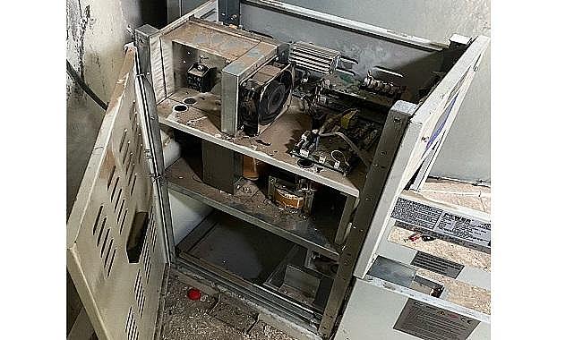 Bakır hırsızları 'elektrik trafolarını soydu'