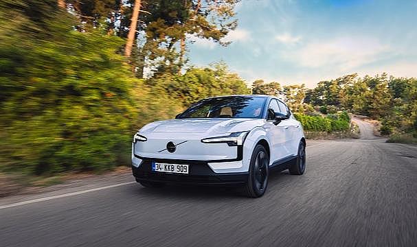 Volvo’nun Tamamen Elektrikli SUV’u Türkiye'de!