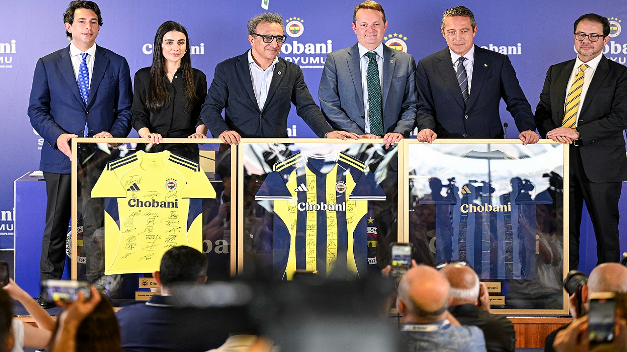 GÜNCEL 'Fenerbahçe ve Chobani imzaları attı'