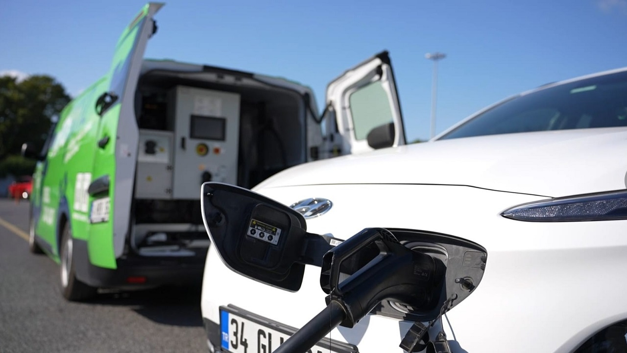 Elektrikli araçlar YOLDA kalmayacak ''İstanbul'da başladı''