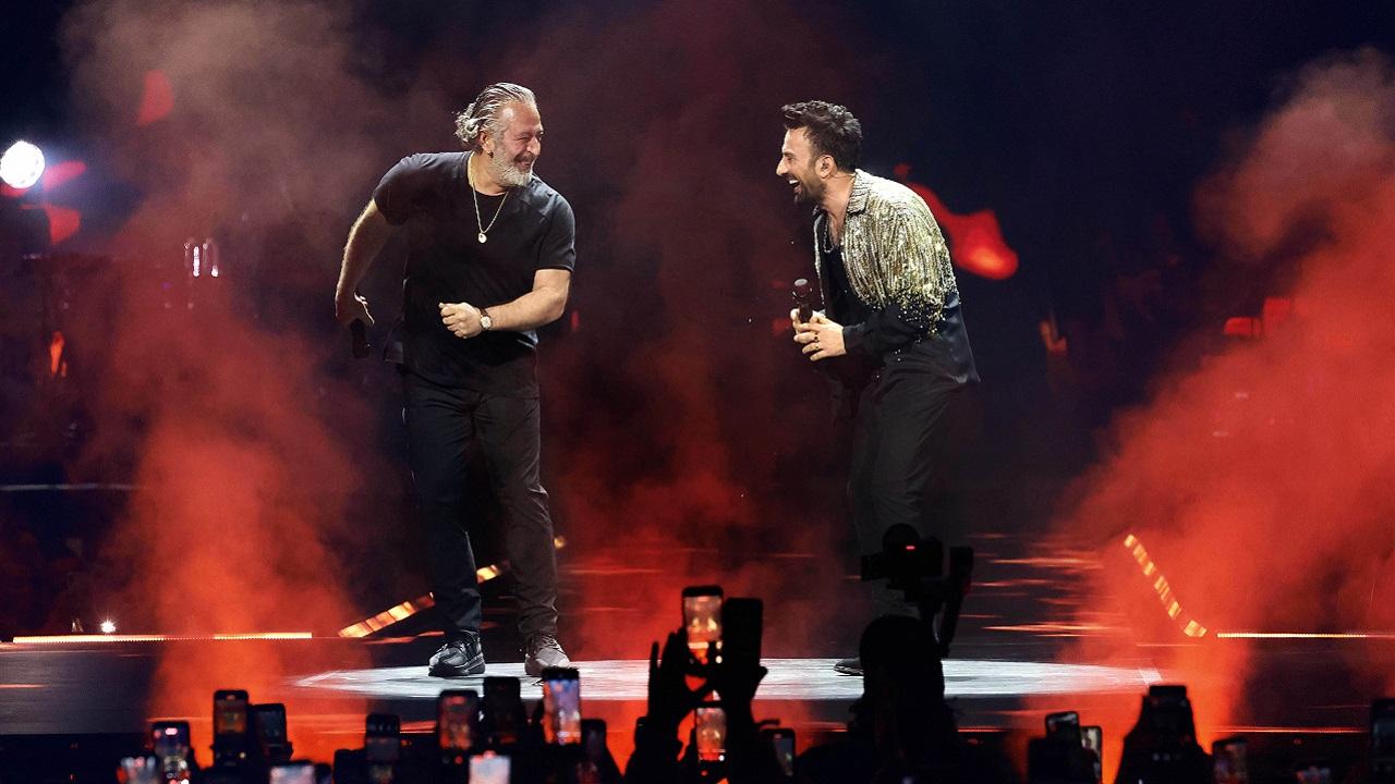 GÜNCEL 'Cem Yılmaz ve Tarkan 'Kuzu Kuzu'
