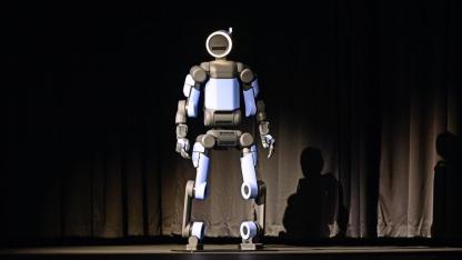 Hyundai insansı robot ''Yeni Atlas'ı'' üretimde kullanacak!