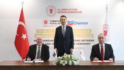 Bakan Bayraktar duyurdu 'TPAO ile Chevron anlaşma imzaladı'