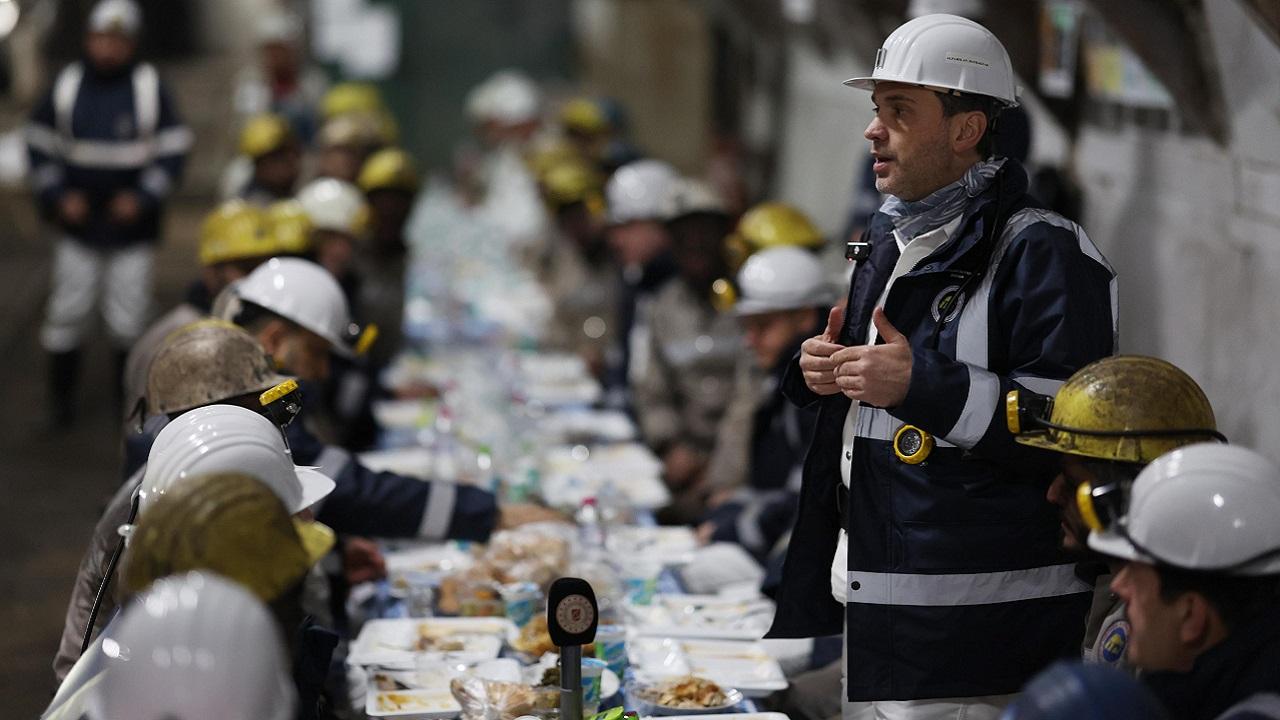 - 630 Metrede MADENCİLERLE İftar!