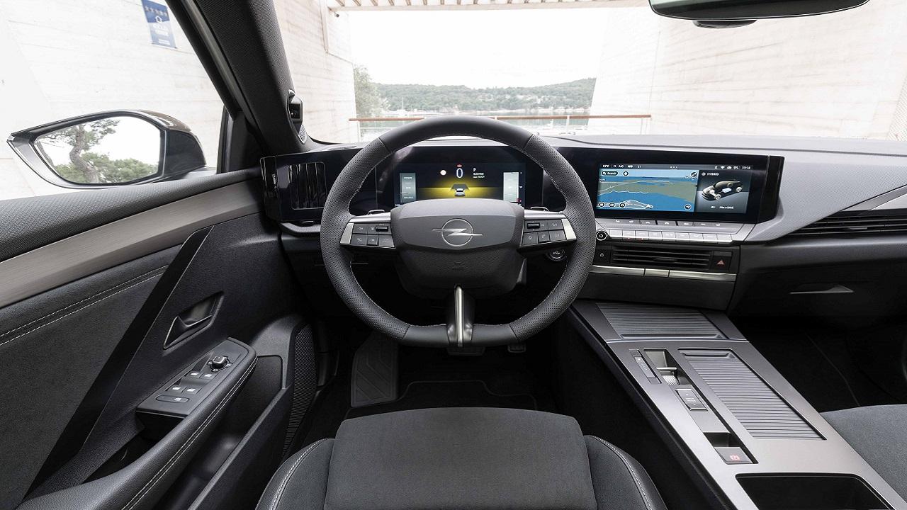 Yeni OPELAstra Türkiye’de!