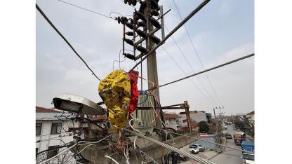 Enerji Nakil Hatlarına DİKKAT 'İş makineleri, balkon, balon'