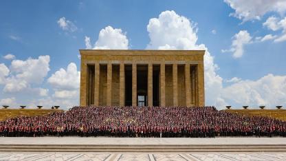 Koç Holding ''6 Bin Çalışan ve Bayisiyle Anıtkabir’de''