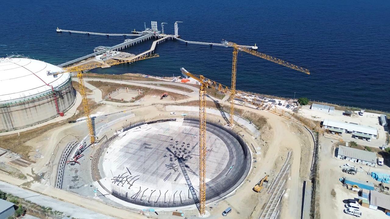Marmaraereğlisi LNG Terminali’nde ek tanker inşaatı başladı