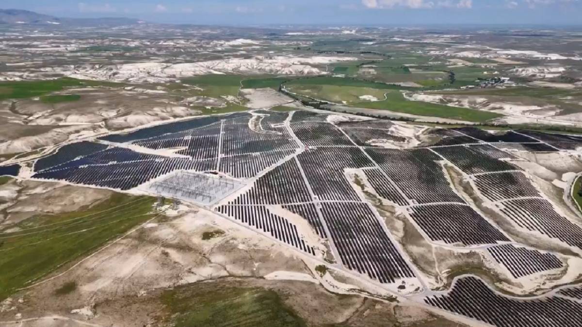Cengiz Holding 'İştirakimiz İGA'nın tüm elektriği GES'den